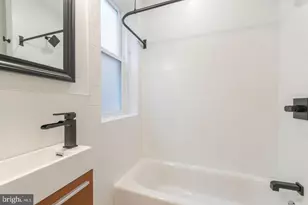 4238 Spruce St, Philadelphia, PA 19104 - Photo 11