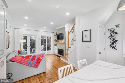 2047 Waverly Street, Philadelphia, PA 19146 - Photo 5