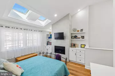 2047 Waverly Street, Philadelphia, PA 19146 - Photo 25