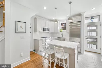 2047 Waverly Street, Philadelphia, PA 19146 - Photo 9