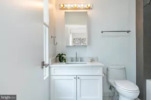 622 S 7th St, Philadelphia, PA 19147 - Photo 37