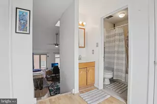 1 Queen St, Philadelphia, PA 19147 - Photo 19