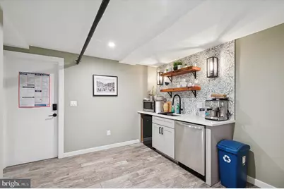 705-7 S 5th Street #LL, Philadelphia, PA 19147 - Photo 9