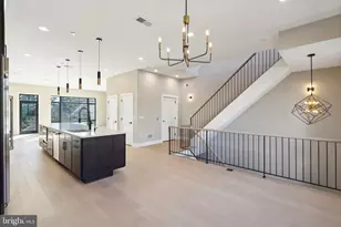 202 Kalos St, Philadelphia, PA 19128 - Photo 13