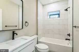 202 Kalos St, Philadelphia, PA 19128 - Photo 37