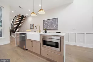 713 N 3rd St, Philadelphia, PA 19123 - Photo 9