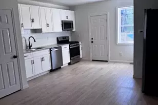 2710 S Fairhill St, Philadelphia, PA 19148 - Photo 3