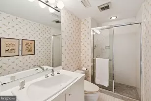 1811 Delancey Pl, Philadelphia, PA 19103 - Photo 37