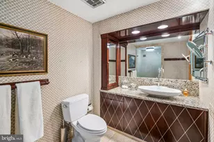 1811 Delancey Pl, Philadelphia, PA 19103 - Photo 21
