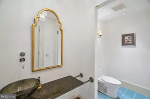1811 Delancey Pl, Philadelphia, PA 19103 - Photo 15