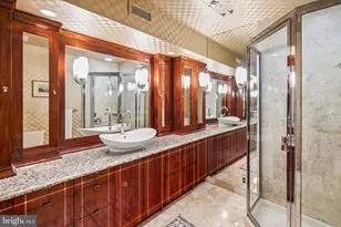 1811 Delancey Pl, Philadelphia, PA 19103 - Photo 23