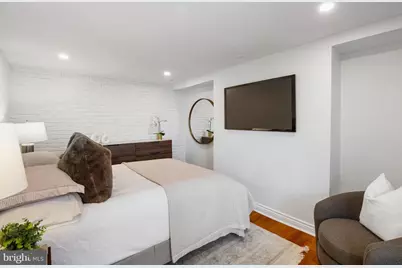 129 Bainbridge Street, Philadelphia, PA 19147 - Photo 27