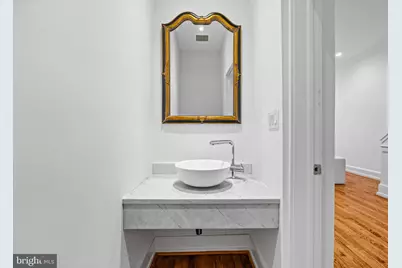 2222 Locust Street, Philadelphia, PA 19103 - Photo 9