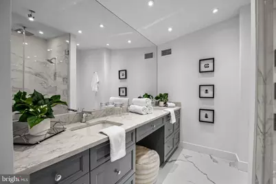 2222 Locust Street, Philadelphia, PA 19103 - Photo 33