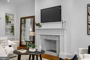 2222 Locust St, Philadelphia, PA 19103 - Photo 5