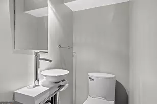 2222 Locust St, Philadelphia, PA 19103 - Photo 43