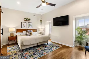 751 N 26th St, Philadelphia, PA 19130 - Photo 35