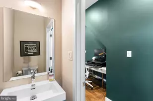 751 N 26th St, Philadelphia, PA 19130 - Photo 43