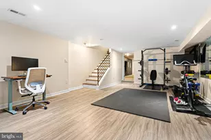 751 N 26th St, Philadelphia, PA 19130 - Photo 17