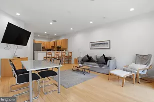 1011 N Orianna St, Philadelphia, PA 19123 - Photo 3