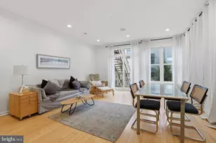 1011 N Orianna St, Philadelphia, PA 19123 - Photo 3