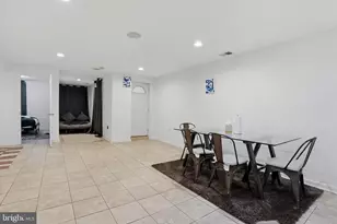 1011 N Orianna St, Philadelphia, PA 19123 - Photo 11