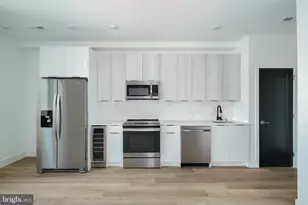 930 N 2nd St, Philadelphia, PA 19123 - Photo 3