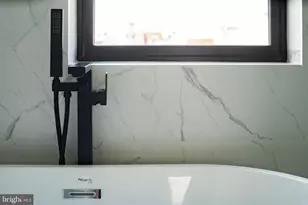 930 N 2nd St, Philadelphia, PA 19123 - Photo 7