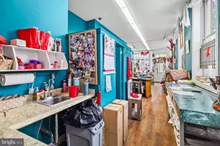 637 N 2nd St, Philadelphia, PA 19123 - Photo 13