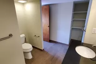 637 N 2nd St, Philadelphia, PA 19123 - Photo 39