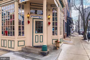 637 N 2nd St, Philadelphia, PA 19123 - Photo 3