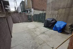 2109 S 9th St, Philadelphia, PA 19148 - Photo 11