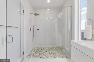 2720 W Cabot St, Philadelphia, PA 19121 - Photo 23