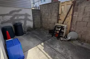 1828 Dudley St, Philadelphia, PA 19145 - Photo 11