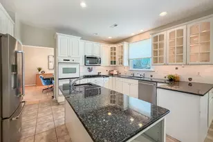 838 Gina Dr, Philadelphia, PA 19115 - Photo 11