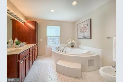 838 Gina Drive, Philadelphia, PA 19115 - Photo 25