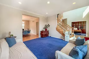 838 Gina Dr, Philadelphia, PA 19115 - Photo 5