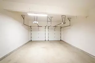 838 Gina Dr, Philadelphia, PA 19115 - Photo 41