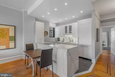 250 S 13th Street #12E, Philadelphia, PA 19107 - Photo 9