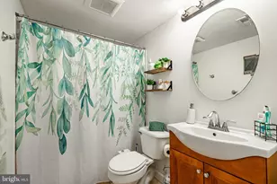 243 Shawmont Ave, Philadelphia, PA 19128 - Photo 15