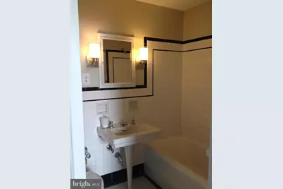 2031 Locust Street #702, Philadelphia, PA 19103 - Photo 7