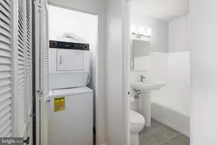 2601 Pennsylvania Ave, Philadelphia, PA 19130 - Photo 9