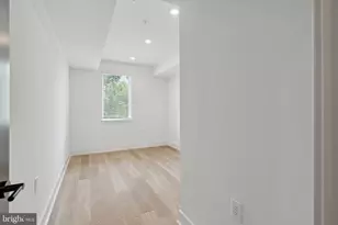 1419 W Grange Ave, Philadelphia, PA 19141 - Photo 11