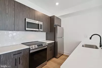 1419 W Grange Avenue #205, Philadelphia, PA 19141 - Photo 3