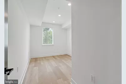 1419 W Grange Avenue #211, Philadelphia, PA 19141 - Photo 11