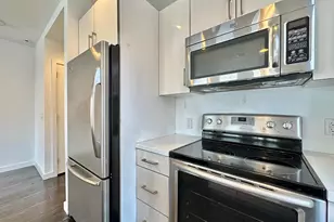 263 N 3rd St, Philadelphia, PA 19106 - Photo 5