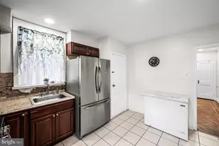 6110 Castor Ave, Philadelphia, PA 19149 - Photo 9