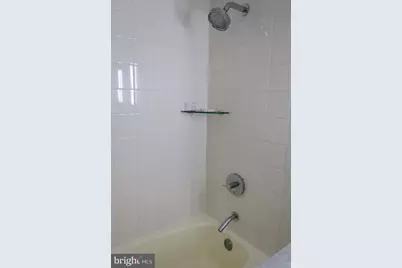 219 S 18th Street #405, Philadelphia, PA 19103 - Photo 11