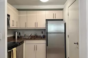 219 S 18th St, Philadelphia, PA 19103 - Photo 5