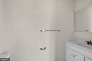219 Hermitage St, Philadelphia, PA 19127 - Photo 11
